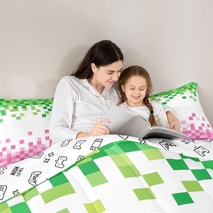 Manfei Pixelated Style Bedding Set King Size,Geometric Camouflage Grid Comforter Set with 2 Pillowcases,Video Games Bed Quilt,Pink Green Quilt Sets Home Decor,Women Men Birthday Gift