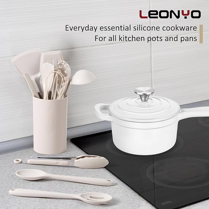 1 QT Enameled Cast Iron Saucepan, Leonyo Sauce Pan with Lid, Cast Iron Enamel Cookware Kitchen Milk Pot for All Cooktops Cooking Pasta, Soup, Egg - Up to 500°F & 4.4Lbs, White