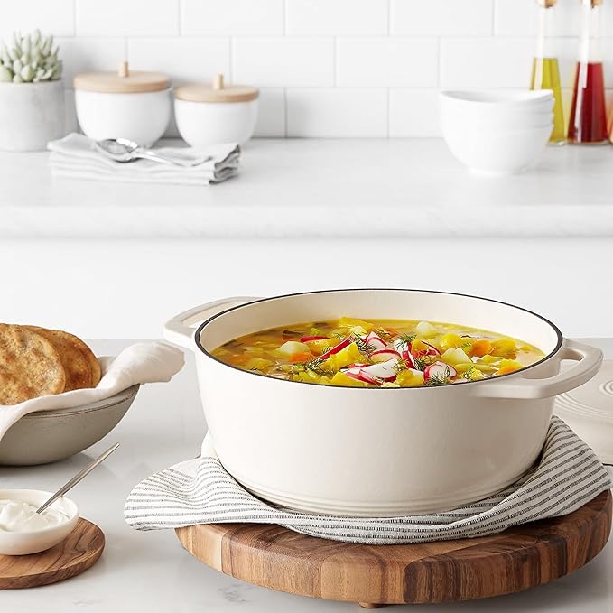 Amazon Basics Enameled Cast Iron Dutch Oven Pot with Lid, Round, Dual Handles, Heavy-Duty, Oven Safe for Stews, Roasting, Baking, 6-Quart, White