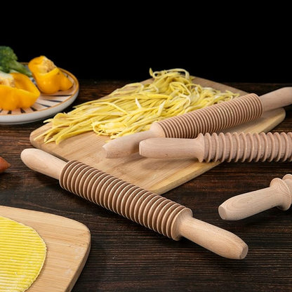Beech Wood 7mm Fettuccine Pasta Cutter Noodle Lattice Roller Docker Dough Cutter Wooden Rolling Pin Spaghetti Pasta Maker Beechwood Noodle Cutter Rolling Pin Kitchen Cooking Tools