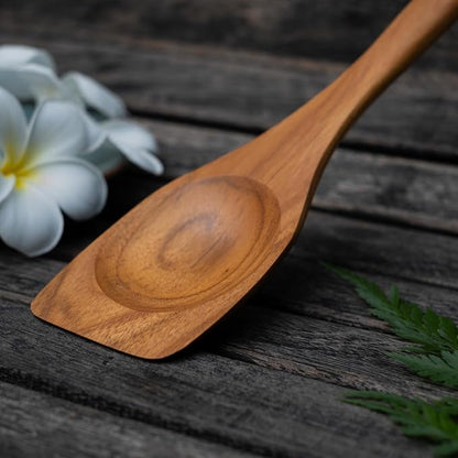 FAAY Left-Hand Wooden Chopper – 13.5” Teak Meat Chopper for Left-Handed Cooking, Flat-Edge Tool for Breaking Up Ground Beef, Scraping & Stirring, Handcrafted Thai Teak, Safe for Nonstick Cookware
