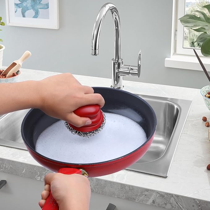 Cast Iron Scrubber and Scraper, Chain Mail Scrubber Cast Iron for Cleaning Dishes, Stock Pots, Pans, Griddles, Grills, Dish Scouring Pads