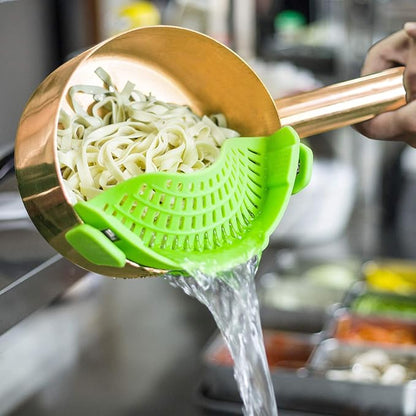 Clip On Strainer Silicone Pots and Pans, AUOON Pasta Strainer Clip on Food Strainer for Meat Vegetables Fruit Silicone Kitchen Colander, Green