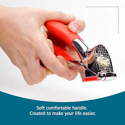 Trudeau Garlic Press - Effortless Garlic Crusher with Built-In Cleaning Aid, Large Garlic Chamber, Comfortable Ergonomic Handle, BPA-Free & Dishwasher-Safe - Quick and Easy Meal Preparation