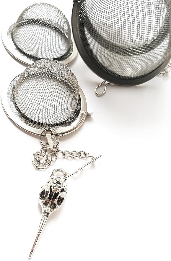 Bird Skull Tea Infuser Ball - Spooky Home Decor, Halloween Gift
