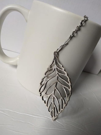 Leaf Shaped Tea Infuser Ball for Brewing Loose Herbal Teas
