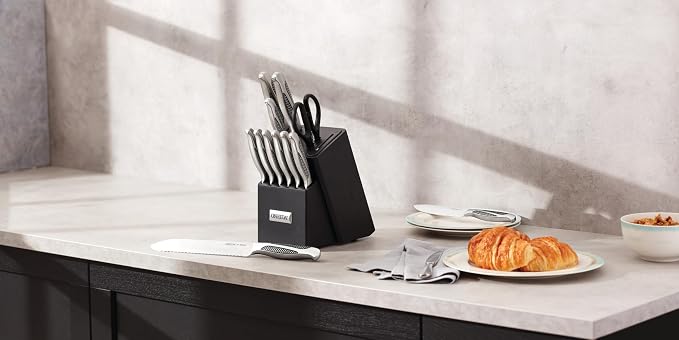 Oneida Crosshatch Cutlery Set – 14-Piece Cutlery Set