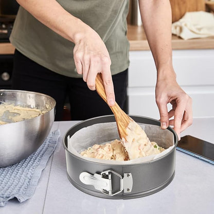 Funnymoom 4 Pcs 8 Inch Non Stick Springform Pan with Removable Bottom Carbon Steel Round Springform Cheesecake Pan with Stainless Steel Spring Buckles for Baking Kitchens Restaurant(Gray)