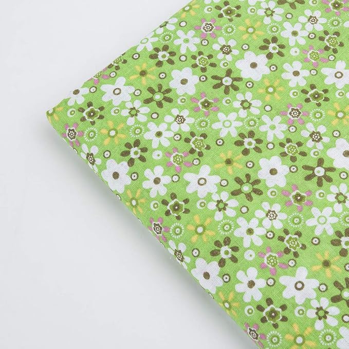 7 pcs 20" x 20" Cotton Fabric DIY Making Supplies Quilting Patchwork Fabric Fat Quarter Bundles DIY for Quilting Cotton Patchwork Cushions (Green, 20" x 20")