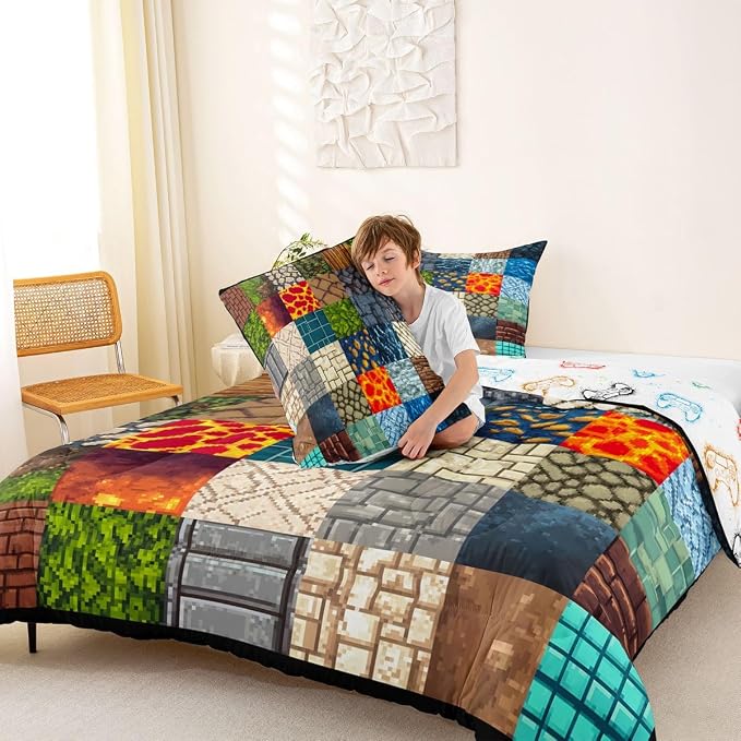 Manfei Video Game Comforter Set -Pixelated Themed Game Comforter Full Size Block Theme Gaming Bedding Set for Kids Women Men Bedroom Decor Fashion Modern Quilt Duvet,3 Pcs with 2 Pillowcase