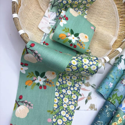 40 Pcs Jelly Roll Fabric Strips for Quilting Fabrics, Sewing Supplies 2.6 Inch Precut Cotton Fabric Bundles, Perfect for Quilt Projects,Floral Patchwork Leaf Green