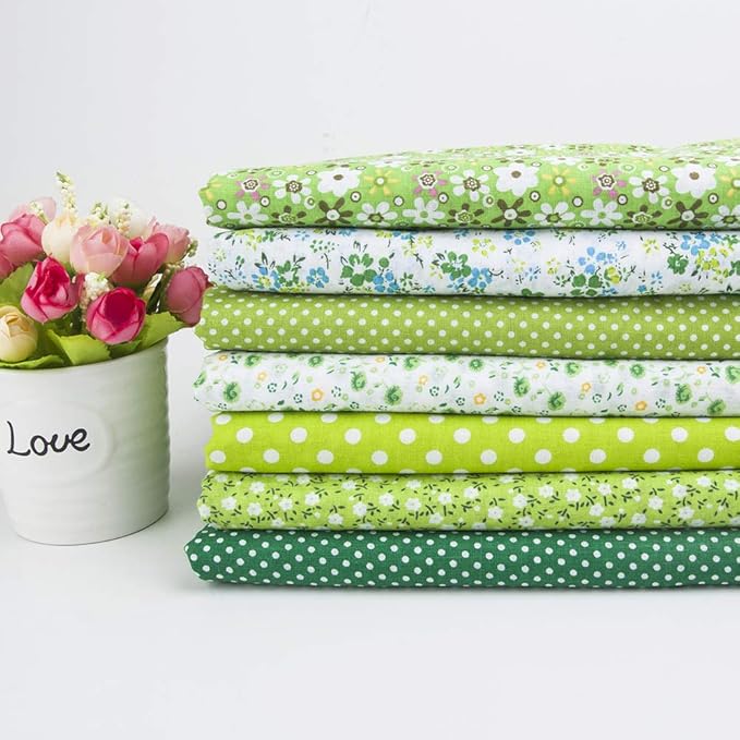 7 pcs 20" x 20" Cotton Fabric DIY Making Supplies Quilting Patchwork Fabric Fat Quarter Bundles DIY for Quilting Cotton Patchwork Cushions (Green, 20" x 20")