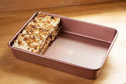 David Burke 13x9 Oblong Baking Pan – Carbon Steel, Non-Stick, PFTE & PFOA Free, Oven Safe with AirFlow Baking Technology – Rose Gold
