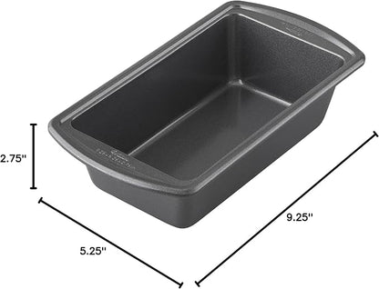 Wilton Platinum Non-Stick Loaf Pan - Stainless Steel Bakeware - Perfect for Baking, Roasting & Cooking - Made without PFAS - Packaging May Vary - 9 x 5 x 2.75 Inches