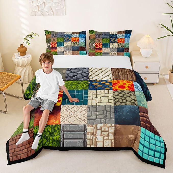 Manfei Video Game Comforter Set -Pixelated Themed Game Comforter King Size Block Theme Gaming Bedding Set for Kids Teens Adults Bedroom Decor Fashion Modern Quilt Duvet,3 Pcs with 2 Pillowcase