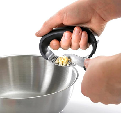 Leifheit Garlic-King Proline Garlic Press Rocker, Time Saving, Durable Strong Mincer Tool - Easy to Use & Clean Crusher, Dishwasher Safe, Kitchen Gadget Smasher, Black/Silver