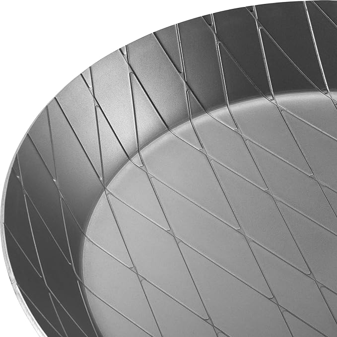 ZWILLING Forged 9.5-Inch Carbon Steel Frying Pan, PFAS-Free Pre-Seasoned Frying Pan, Induction Compatible Skillet, Oven Safe Carbon Steel Cookware