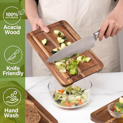 WILLKOMMEN Acacia Wood Cutting Board Set for Kitchen, 3-Piece Chopping Boards with Stand & Juice Groove & Handles, Heavy Duty Wooden Butcher Block for Meat, Vegetables (Small, Medium, Large)