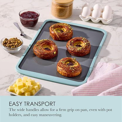 Chicago Metallic Silicone Baking Sheet, 10 x 15 Inch Jelly Roll Pan with Wire-Reinforced Rim, Nonstick Flexible Cookie Sheet for Baking Cookies, Veggies, and Appetizers, Oven Safe to 428 Degrees F