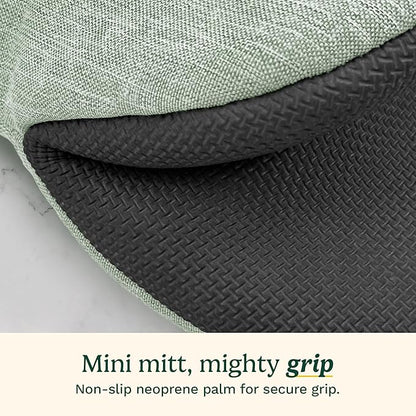 Cuisinart Mini Oven Mitts – 5.5” x 7” Heat-Resistant Kitchen Mitts for Oven with Non-Slip Neoprene Palm, Cotton Filling, and Fabric Loop – Durable Oven Mitt Set for Cooking & Baking (Chambray)
