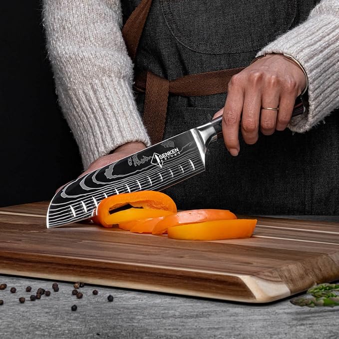 SENKEN 16-Piece Knife Block Set - Japanese High Carbon Stainless Steel with Damascus Pattern, Dark Wood Handles, 6 Steak Knives & Acacia Hardwood Block (Brown)