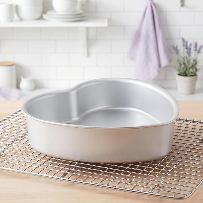 Heart Shaped Cake Pans, 9 × 3 Inch, Set of 2 | Aluminum, For Wedding, Party, Family Occasions, For Chocolate, Bread