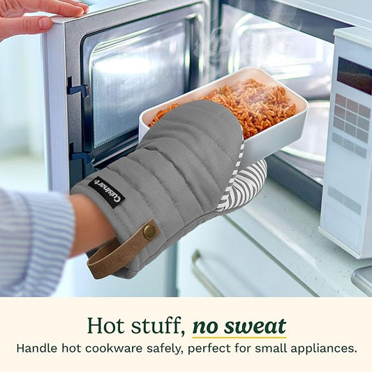 Cuisinart Mini Oven Mitts – 5.5” x 8” Heat-Resistant Kitchen Mitts for Oven with Non-Slip Printed Silicone, Cotton Filling, and Faux Leather Loop – Durable Oven Mitt Set for Cooking & Baking