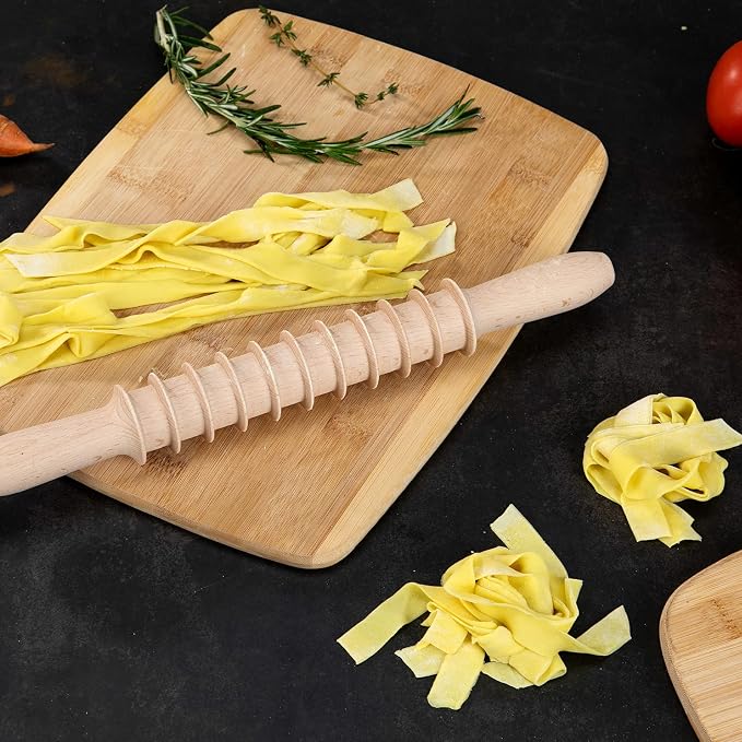 Beech Wood 14mm Pappardelle Pasta Cutter Noodle Lattice Roller Docker Dough Cutter Wooden Rolling Pin Spaghetti Pasta Maker Beechwood Noodle Cutter Rolling Pin Kitchen Cooking Tools