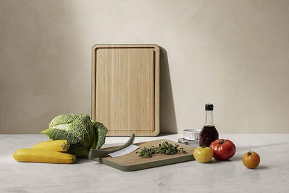 EVA SOLO | Green Tool Bamboo Cutting Board with Juice Groove | Anti-slip with silicone pads and deep juice groove | FSC-certified bamboo | Danish Design & Functionality
