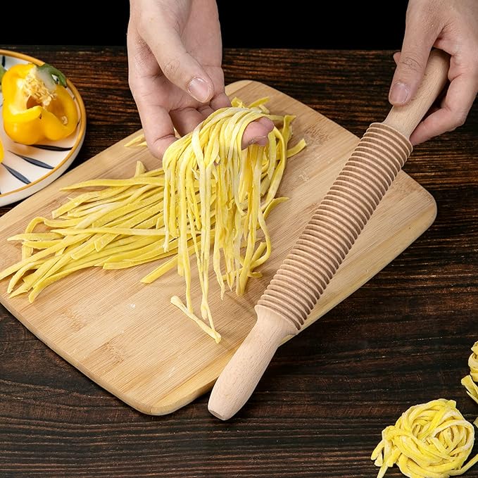 Beech Wood 3mm Spaghetti Pasta Cutter Noodle Lattice Roller Docker Dough Cutter Wooden Rolling Pin Spaghetti Pasta Maker Beechwood Noodle Cutter Rolling Pin Kitchen Cooking Tools