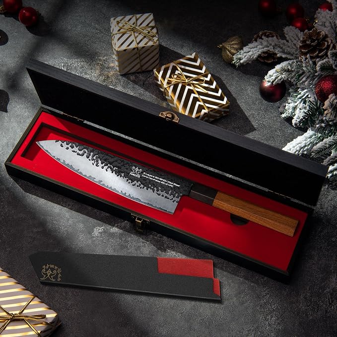 FAMCÜTE 8‘’ Japanese Knife, Hand-Forged Chef Knife with 5-Layer 9CR18MOV HC Steel and Ultra Sharp Non-Slip Rosewood Handle Kitchen Knife, Gift for People Who Love to Cook in Sandalwood Box