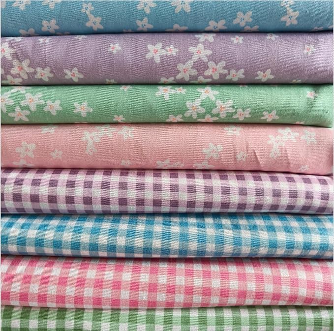 7Pcs Cotton Fabric DIY Making Supplies Quilting Patchwork Fabric Fat Quarter Bundles DIY for Quilting Cotton Patchwork Cushions (Small Flowers Square, 9.8 x 9.8 inches)
