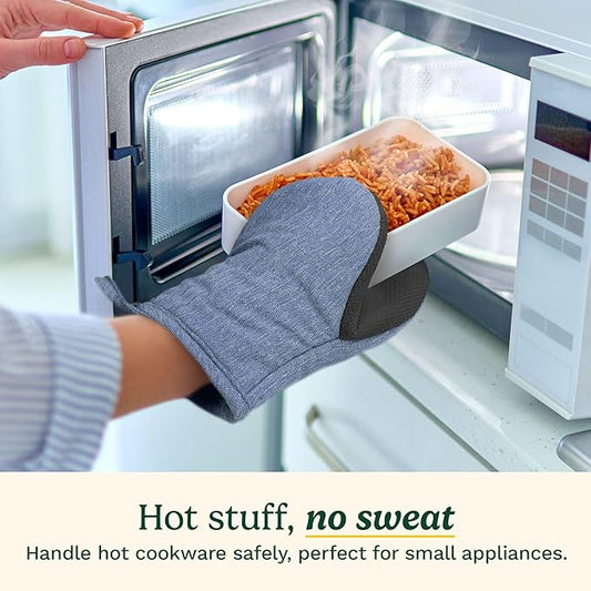 Cuisinart Mini Oven Mitts – 5.5” x 7” Heat-Resistant Kitchen Mitts for Oven with Non-Slip Neoprene Palm, Cotton Filling, and Fabric Loop – Durable Oven Mitt Set for Cooking & Baking (Chambray)
