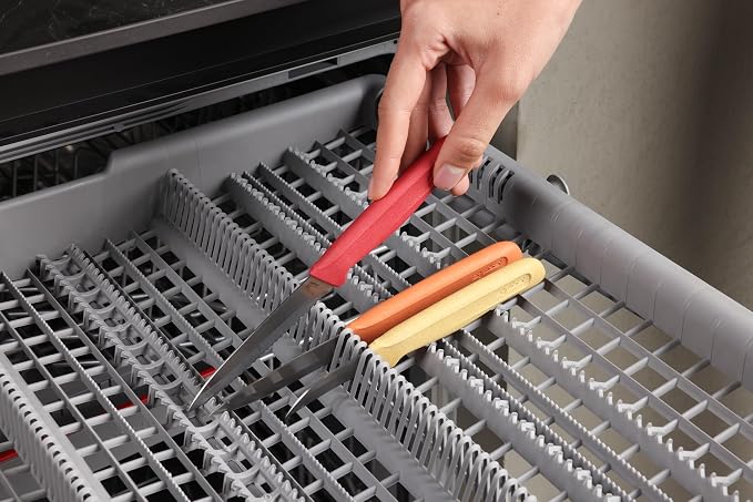 Zyliss Classic 3 Piece Peeling & Paring Knife Set with Straight, Serrated & Curved Blades, Stainless Steel 15° Edge, Ergonomic Wheat Straw Handles, Blade Covers