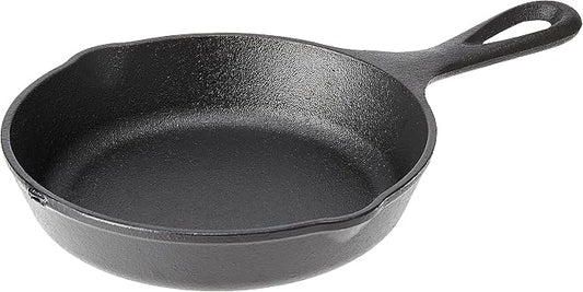 Lodge Wildlife Series - 6.5" Cast Iron Skillet with Wolf Scene