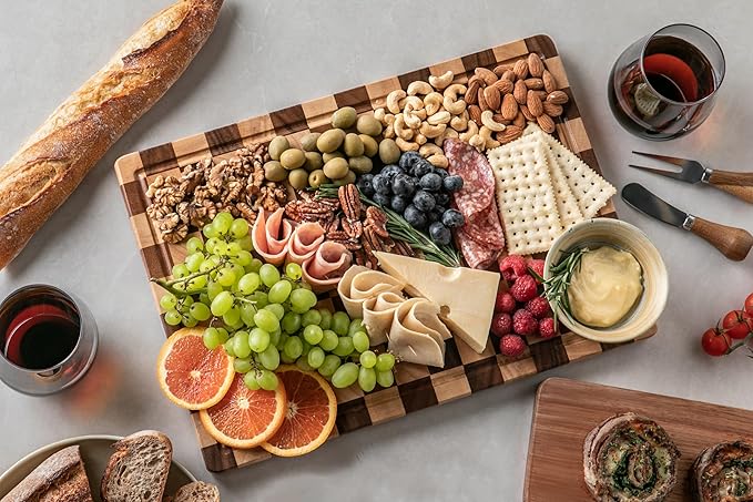 THETCHRY Cutting Boards for Kitchen, Checkered Wood Cutting Board, Walnut Chopping Board with Juice Grooves & Handles, Butcher Block Serving Tray with Gift Box 16.5" x 11.6" x 0.8"