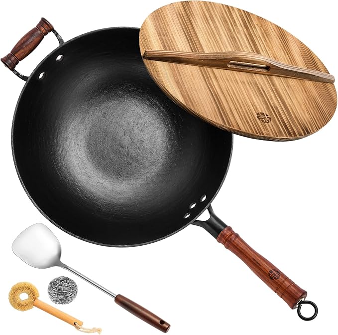 WANGYUANJI Cast Iron Wok Pan with Lid, 14.2 Inch Flat Bottom Uncoated Stir Fry Skillet, Large Heavy Duty Chinese Iron Pot for Family Cooking, Induction & Gas Safe