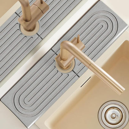 Diatomite Kitchen Sink Water Splash Guard, 18'' Drying Neat Stone Sink Tray, Modern Stylish Faucet Handle Drip Catcher Stone, Absorbent Mat for Kitchen Counter, Gift for Valentine's Day, Light Gray