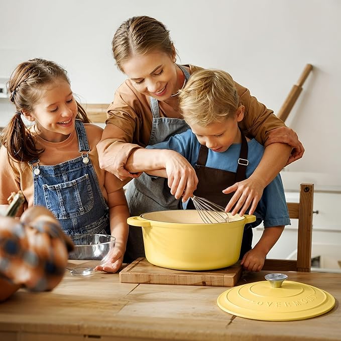 Overmont Enameled Cast Iron Dutch Oven - 7QT Pot with Lid Cookbook & Cotton Potholders - Heavy-Duty Cookware for Braising, Stews, Roasting, Bread Baking GooseYellow