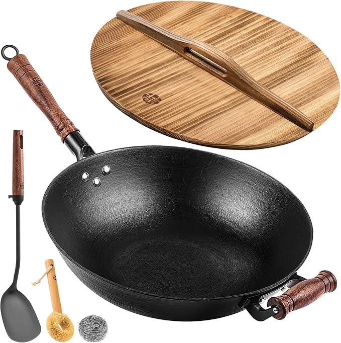 WANGYUANJI 12.6 Inch Cast Iron Wok Pan with Wood Lid, Uncoated Flat Bottom Chinese Stir Fry Pan, Heavy Duty Wok for Induction, Gas and Electric Stoves