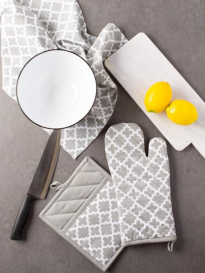 DII Lattice Basics Collection Kitchen Essentials, Oven Mitt & Potholder Set, Gray, 2, Piece