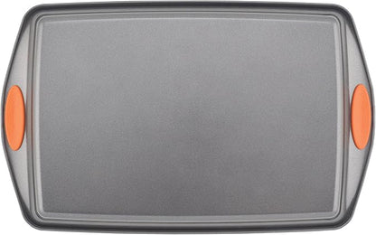 Rachael Ray Yum-o! Nonstick Bakeware Oven Lovin' Rectangle Cake Pan, 9-Inch by 13-Inch, Gray with Orange Handles