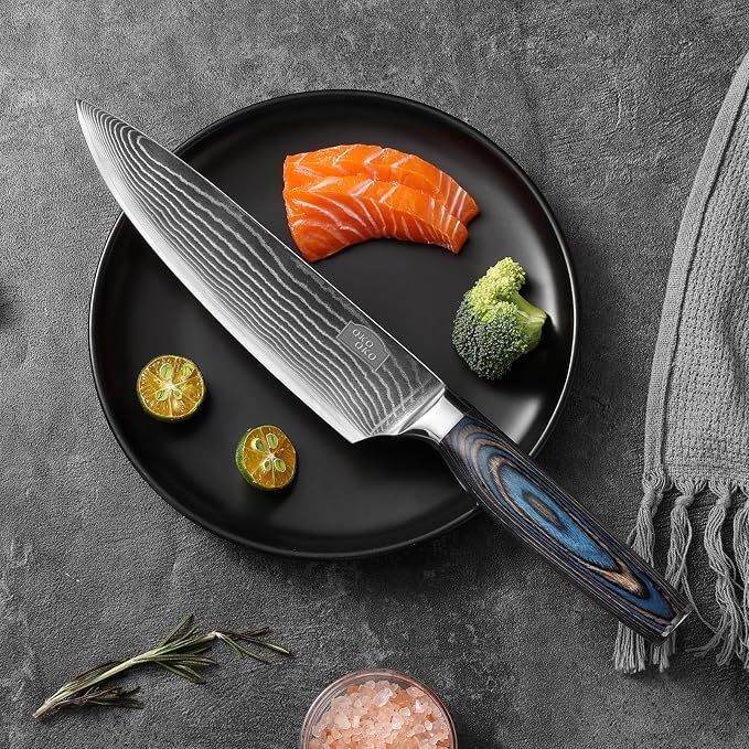 Damascus Chef Knife, 8-Inch Kitchen Knives with 9Cr18MoV Steel Core, Japanese Chef Knife with Durable Wood Handle - Professional Razor Sharp Cooking Chef Knife for Kitchen with Gift Box