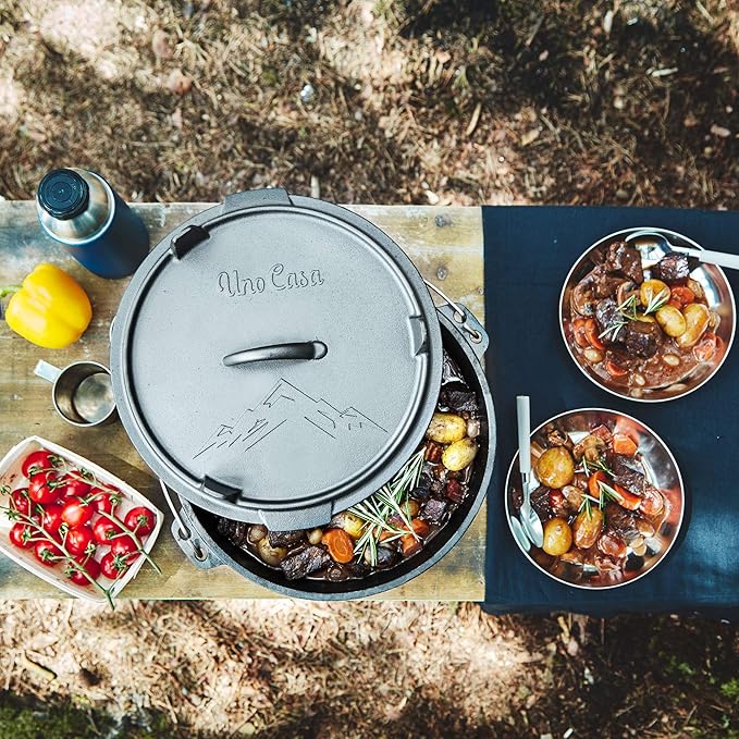 Uno Casa 6Qt Cast Iron Camping Dutch Oven with Lid Lifter and Storage Bag - Pre-Seasoned Outdoor Dutch Oven for Campfire Cooking, Stews, and Baking - Durable Cast Iron Pot for Camping and Hiking