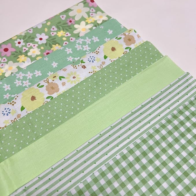 7Pcs 20" x 20" Cotton Fabric DIY Making Supplies Quilting Patchwork Fabric Fat Quarter Bundles DIY for Quilting Cotton Patchwork Cushions (Green Flowers Mix, 20 x 20 inches)