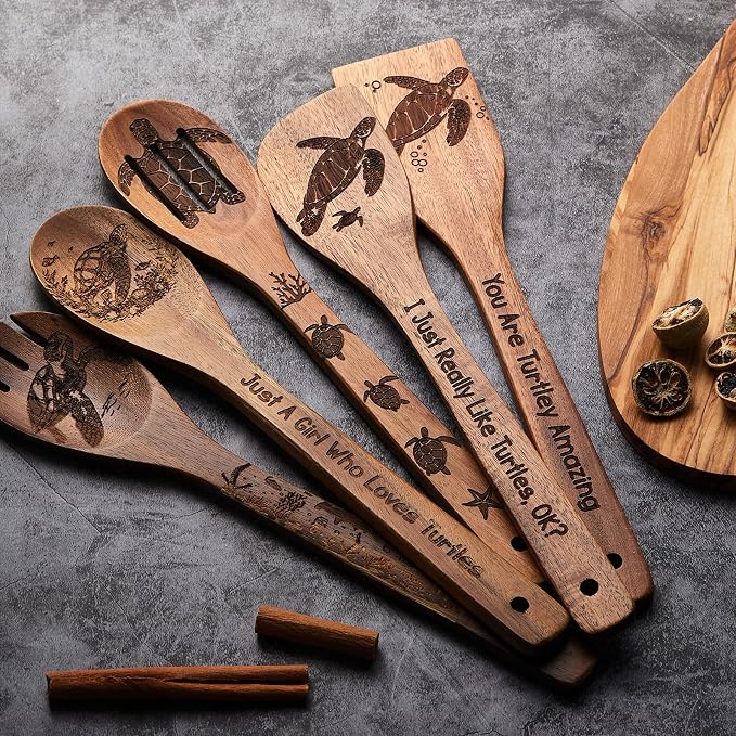 Remerry 6 Pcs Sea turtle Gifts for Women Sea turtle Kitchen Gift Set with Acacia Cooking Spoons Apron Christmas Kitchen Cooking Utensils Set for Christmas Mother's Day Housewarming Gift