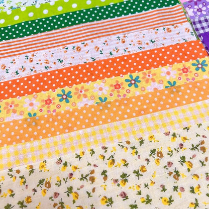 7Pcs 9.8" x 9.8"(25 * 25CM) Cotton Fabric DIY Making Supplies Quilting Patchwork Fabric Fat Quarter Bundles DIY for Quilting Cotton Patchwork Cushions (red/Green, 9.8" x 9.8")