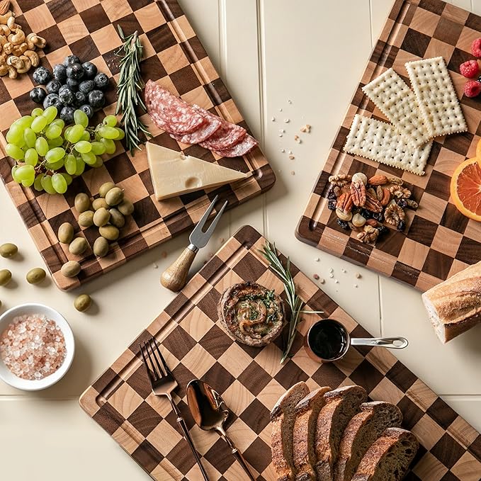 THETCHRY Cutting Boards for Kitchen, Checkered Cutting Board Upgraded, Acacia Wood Chopping Board with Juice Grooves & Handles, Large Butcher Block Serving Tray with Gift Box, 17"X12"X0.8"