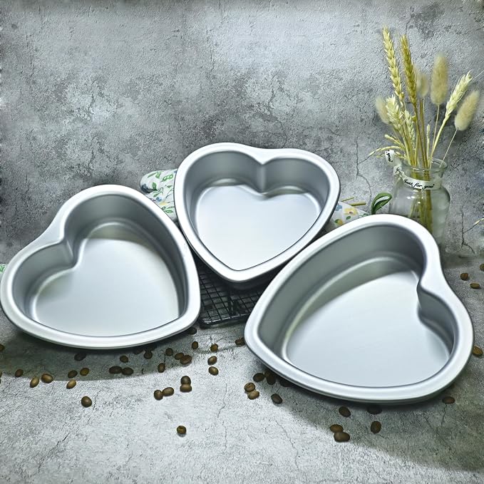 6 ×2 Inch Heart Shape Cake Pans Set of 3, Baking Pan,Anodized Heart Cake Pan, Aluminum, For Valentine's Day Wedding Birthday and Other Occasions Cake.silver (6×2 inch heart cake pan set of 3)