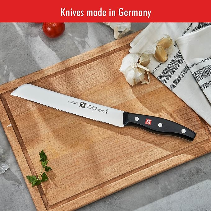 ZWILLING Twin Signature 15-Piece Razor-Sharp German Knife Block Set, Made in Company-Owned German Factory with Special Formula Steel perfected for almost 300 Years, Dishwasher Safe
